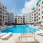 Apartment Good Vibes Avalon - уютен, двустаен с басейн, тераса и Wi-fi Slantschew brjag